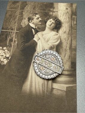 Victorian Mourning Brooch